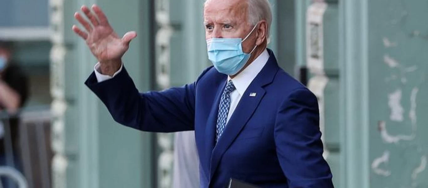  Άρχισε τα «θα» ο Μπάιντεν: «Μέχρι το Μάιο θα έχουμε επαρκείς δόσεις εμβολίων»